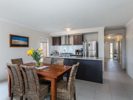 3 Suttie Street, Point Cook, VIC, 3030, Point Cook - Thumbnail 2