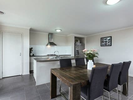 46 Parliament St, Point Cook - Thumbnail 3