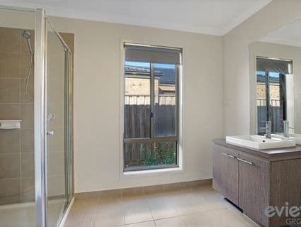 47 Solitude Crescent, Point Cook, VIC, 3030, Point Cook - Thumbnail 7