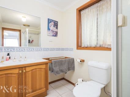 6 Meldrum Court, Narre Warren South, VIC, 3805, Narre Warren South - Thumbnail 5