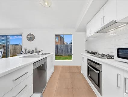 20 Seagrass Crescent, Point Cook, VIC, 3030, Point Cook - Thumbnail 5