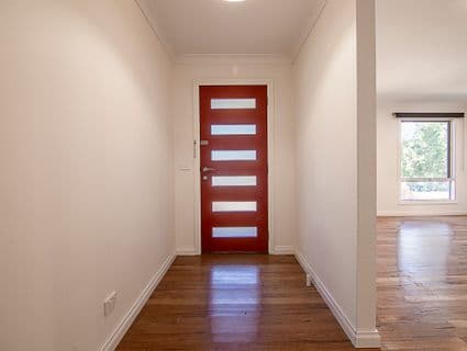 10 Grant Crescent, Healesville, VIC, 3777, Healesville - Thumbnail 2
