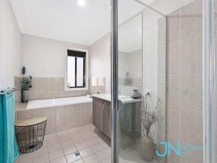 22 Clydesdale Street, Wadalba - Thumbnail 3