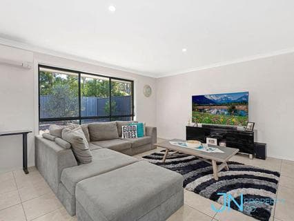 22 Clydesdale Street, Wadalba - Thumbnail 4