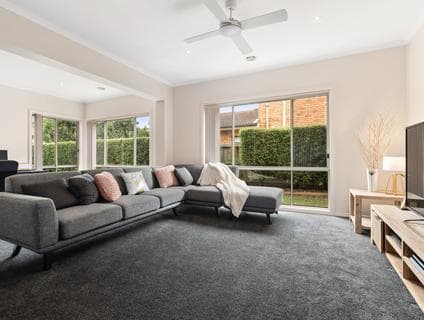 4 Pepperbush Crescent, Langwarrin, VIC, 3910, Langwarrin - Thumbnail 2