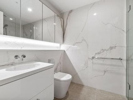 17/76 Kenneth Road, Manly Vale NSW 2093, North Melbourne - Thumbnail 2