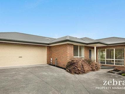 4/10 Marina Avenue, Frankston - Image 1