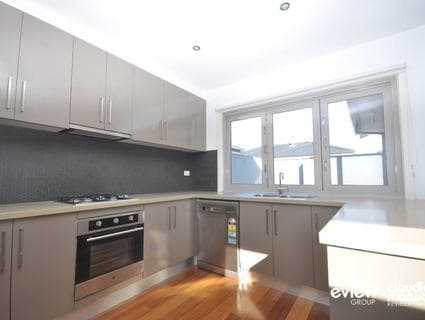 2/15 Maude Avenue, Glenroy - Thumbnail 2