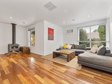 8 Birtinya Court, Frankston - Thumbnail 2