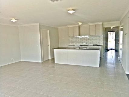13 Swainson Close, Tarneit, VIC, 3029, Tarneit - Thumbnail 7