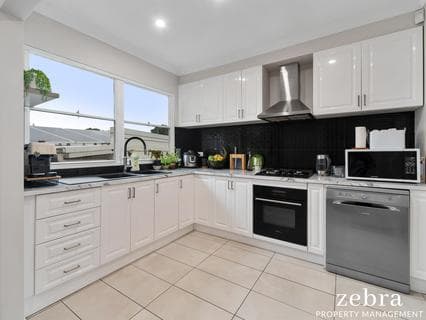 37 Candlebark Crescent, Frankston North - Thumbnail 3