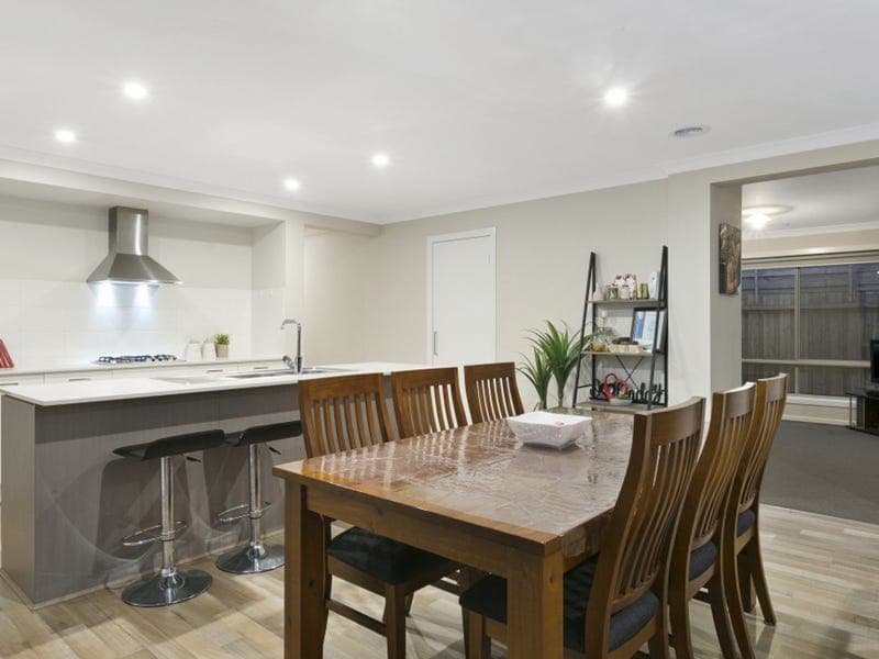 5 Tamarillo Street,ARMSTRONG CREEK, Armstrong Creek - Thumbnail 2