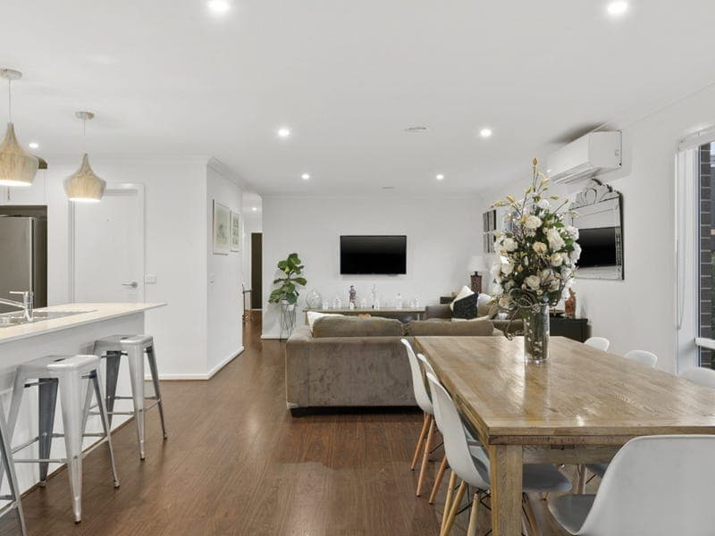 18 Sunshine Avenue,ARMSTRONG CREEK, Armstrong Creek - Thumbnail 4