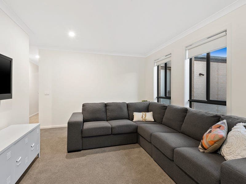 2 Sandvue Street,ARMSTRONG CREEK, Armstrong Creek - Thumbnail 8