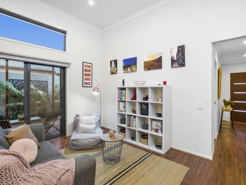 10 Harvey Avenue,ARMSTRONG CREEK, Armstrong Creek - Thumbnail 2