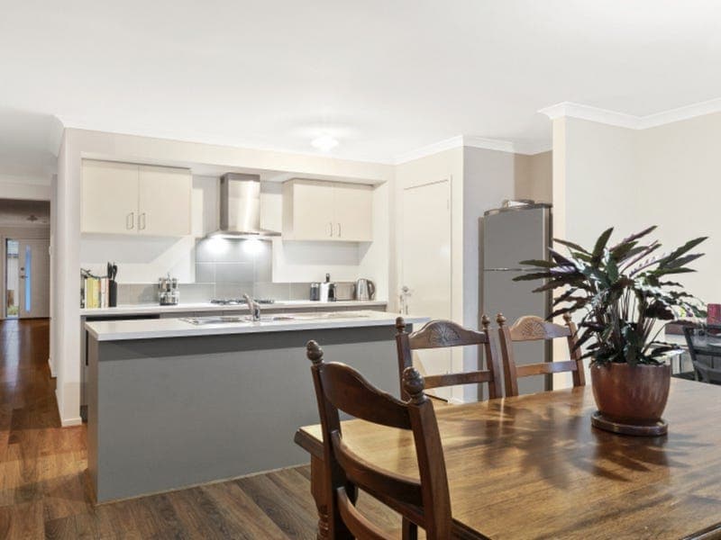 17 Mallacoota Crescent,ARMSTRONG CREEK, Armstrong Creek - Thumbnail 3