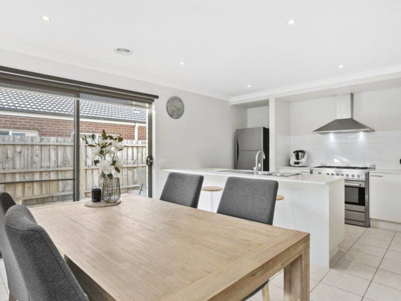 9 Cloudbreak Street,ARMSTRONG CREEK, Armstrong Creek - Thumbnail 3