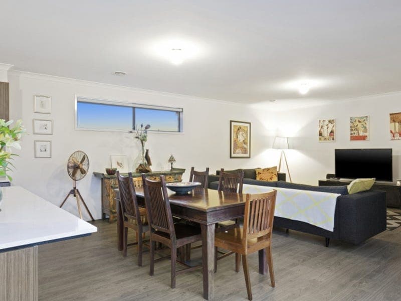 2 Ambarella Way,ARMSTRONG CREEK, Armstrong Creek - Thumbnail 7