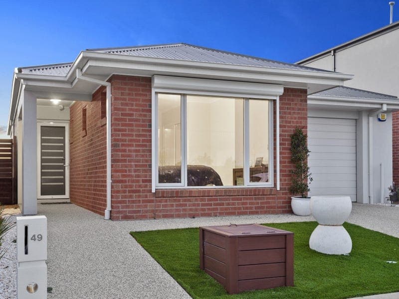 49 Aviation Drive,MOUNT DUNEED, Mount Duneed - Thumbnail 2