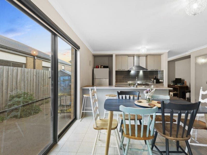 81 Coastside Drive,ARMSTRONG CREEK, Armstrong Creek - Thumbnail 5