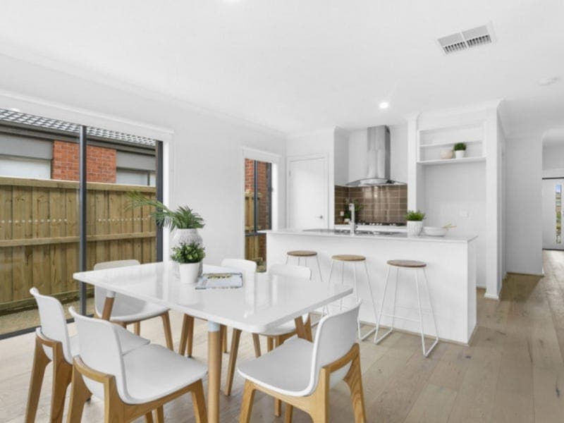7 Honeyeater Way,MOUNT DUNEED, Mount Duneed - Thumbnail 7