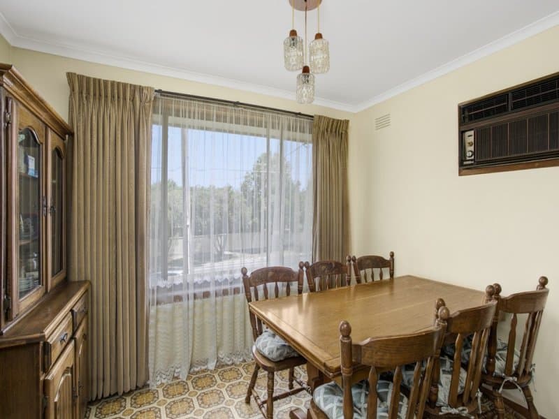 40 Tintinara Crescent,BELMONT, Belmont - Thumbnail 4