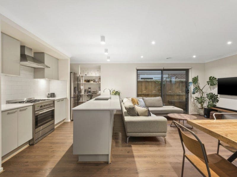 3 Beaumont Avenue, Charlemont - Image 1
