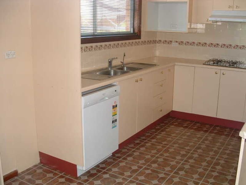 23 Park Street, MOLONG, NSW, Molong - Thumbnail 4