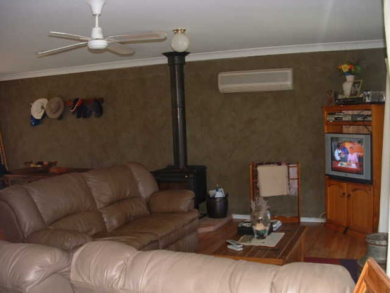 10 Beatty Street, CUMNOCK, NSW, Cumnock - Thumbnail 4
