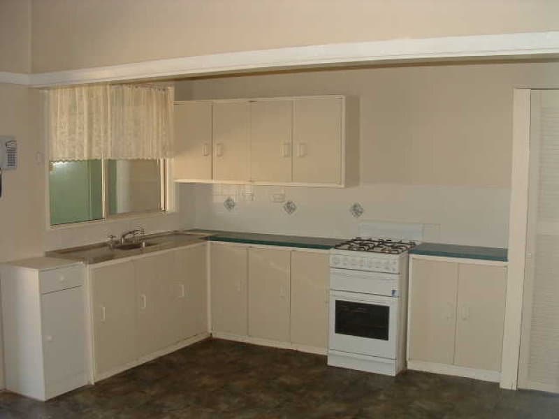 85 Edward Street, MOLONG, NSW, Molong - Thumbnail 3