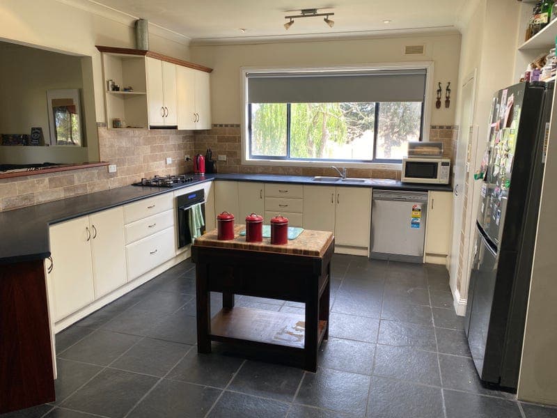 494 Ozenkadnook Mortat Road, OZENKADNOOK, VIC, Ozenkadnook - Thumbnail 8