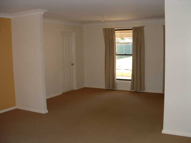 100 King Street, MOLONG, NSW, Molong - Thumbnail 5