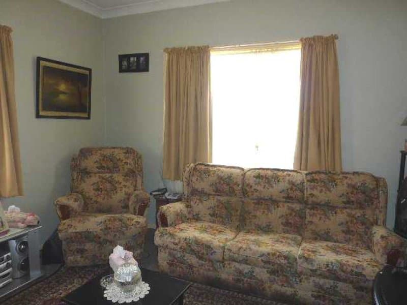 30-30A Lee Street, Molong, NSW, Molong - Thumbnail 3
