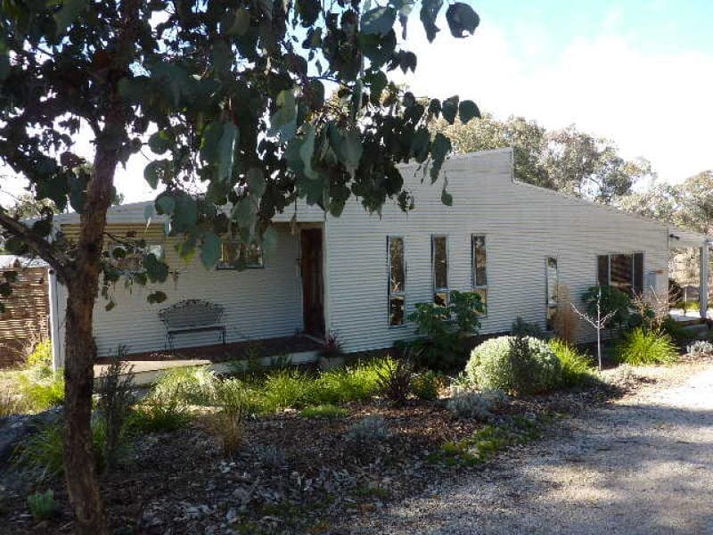 42 McGroder Street, MOLONG, NSW, Molong - Image 1