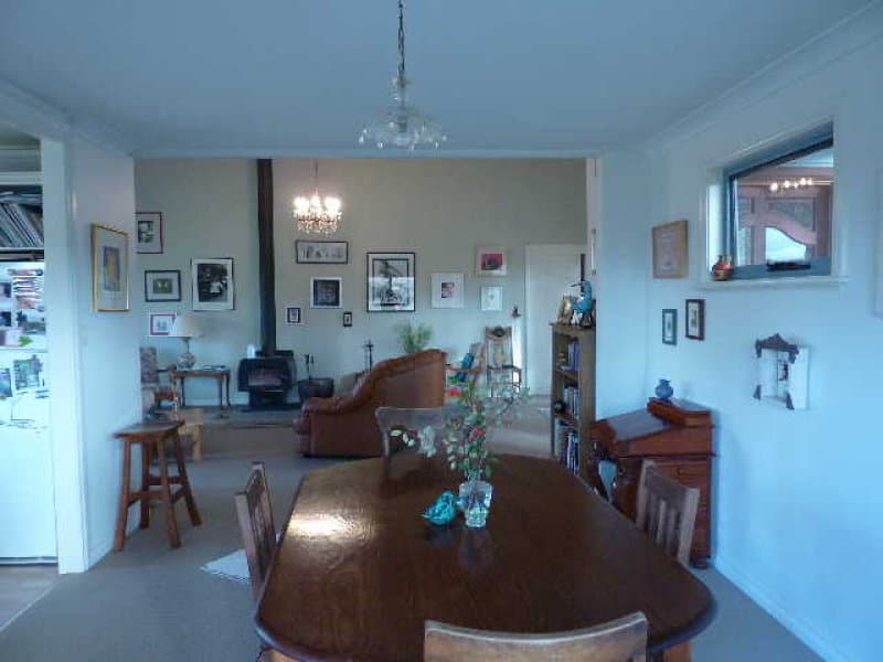 42 McGroder Street, MOLONG, NSW, Molong - Thumbnail 7