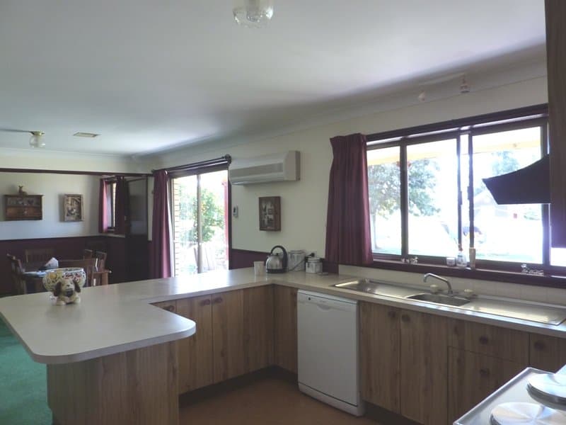 39 Tremain Drive, YEOVAL, NSW, Yeoval - Thumbnail 2
