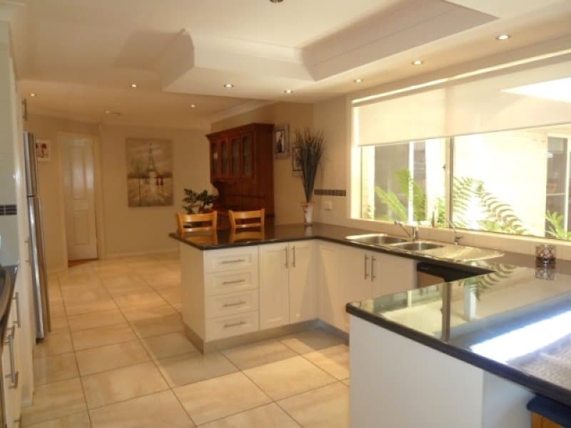 23 Booth Crescent, ORANGE, NSW, Orange - Thumbnail 3