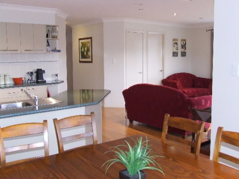 9 Maroney Close, ORANGE, NSW, Orange - Thumbnail 3