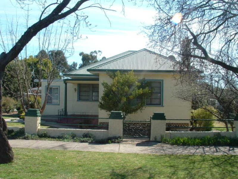 25 Wellington Street, MOLONG, NSW, Molong - Image 1