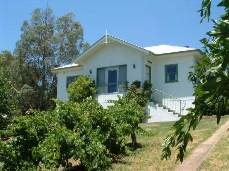 4 Wellington Street, MOLONG, NSW, Molong - Image 1