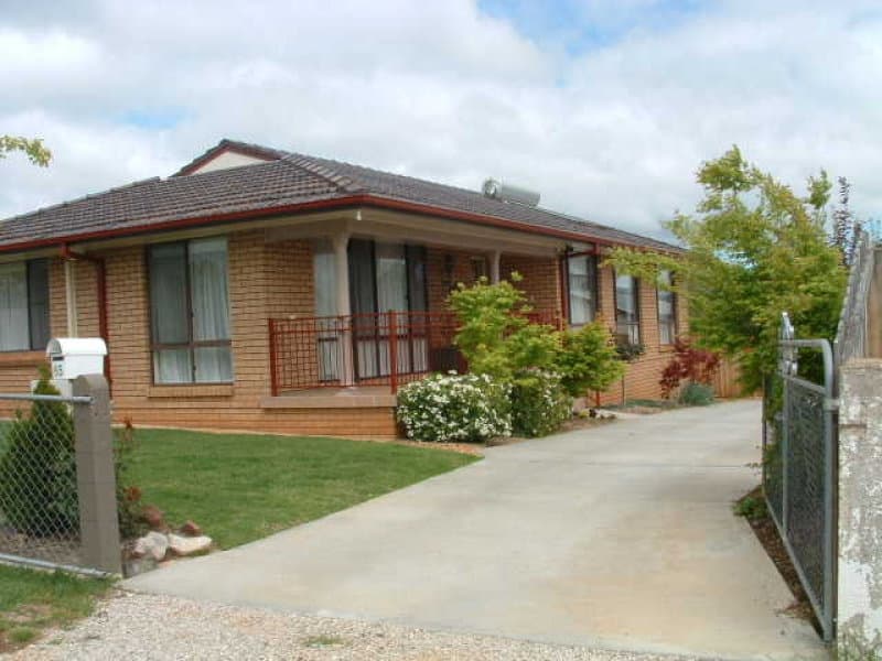 65 Phillip Street, MOLONG, NSW, Molong - Image 1