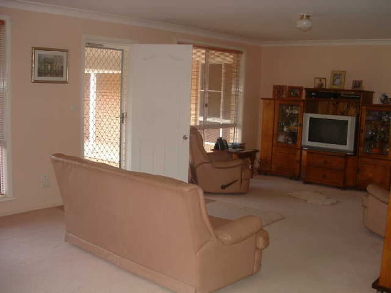 68 Park Street, MOLONG, NSW, Molong - Thumbnail 4