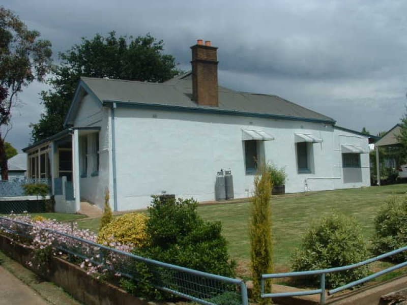 42 Hill Street, MOLONG, NSW, Molong - Thumbnail 2