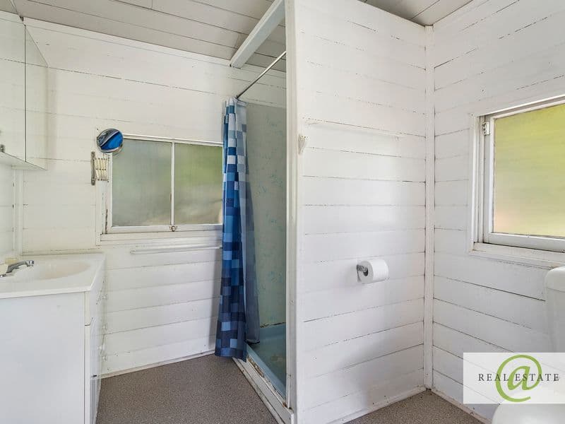 17 Phillip Street, EMU PARK, Emu Park - Thumbnail 5