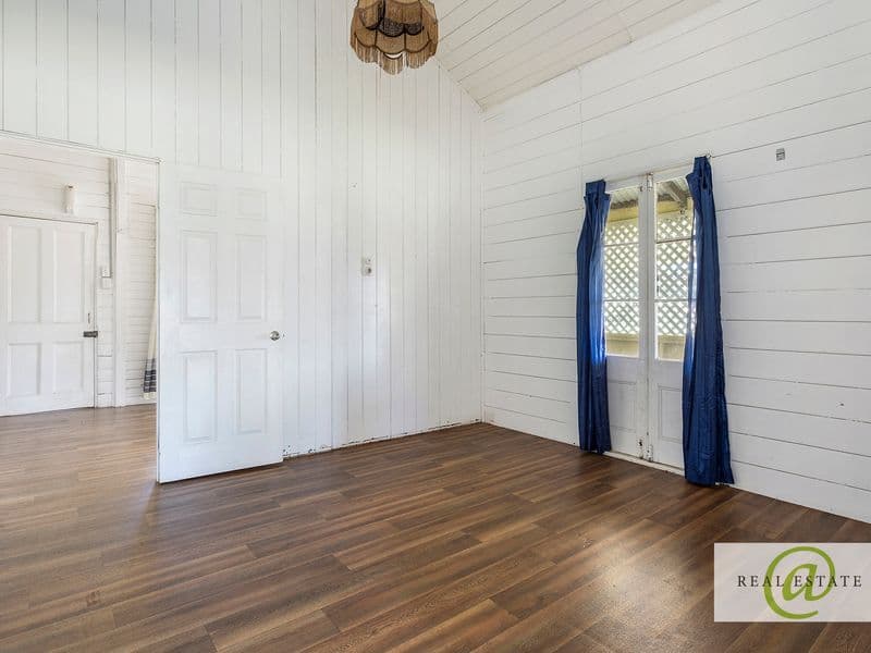 17 Phillip Street, EMU PARK, Emu Park - Thumbnail 6