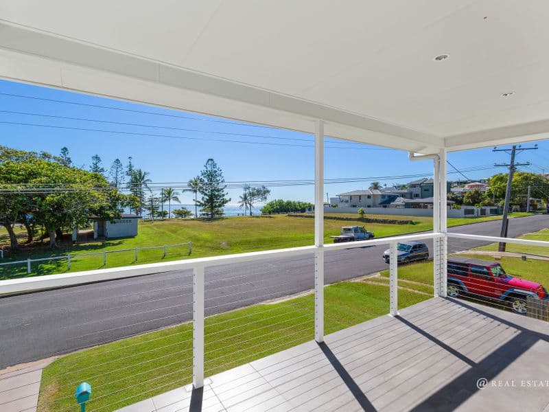 34 Cathne Street, COOEE BAY, Cooee Bay - Thumbnail 2