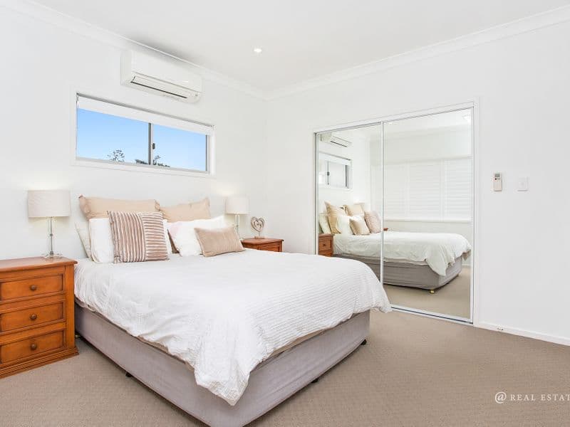 34 Cathne Street, COOEE BAY, Cooee Bay - Thumbnail 5