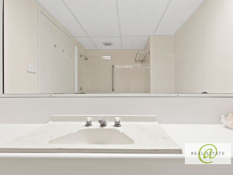 605 / 4 Adelaide Street, YEPPOON, Yeppoon - Thumbnail 5