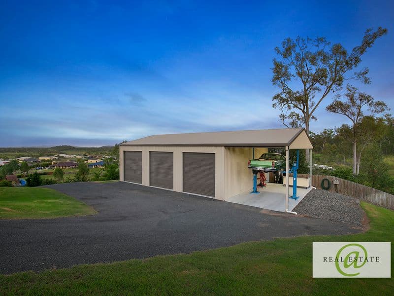 13 Brumby Drive, TANBY, Tanby - Thumbnail 2