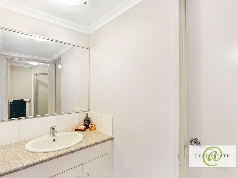 4 / 30-34 Queen Street, YEPPOON, Yeppoon - Thumbnail 8